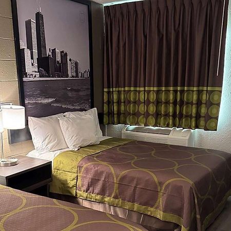 Super 8 By Wyndham Rockford South Ξενοδοχείο Εξωτερικό φωτογραφία